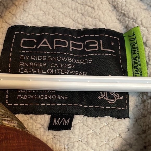 Winter Parka - Picture 2 of 7